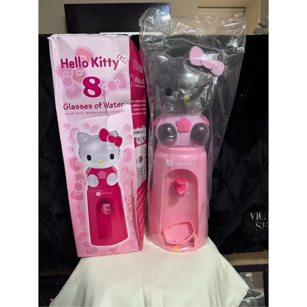 Hello Kitty 8-cup Mini Water Dispenser - Picture 5 of 8